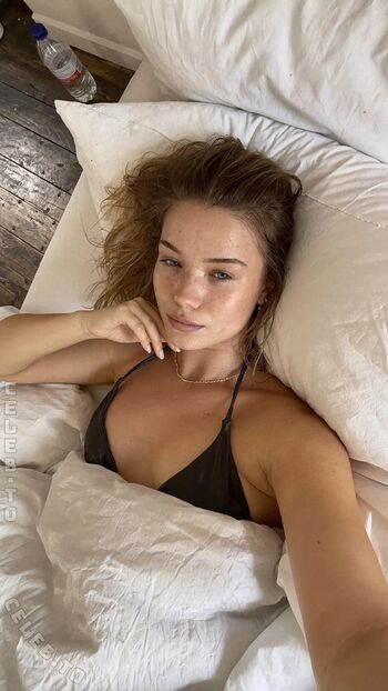 Full leaked Julia beautx private onlyfans photo