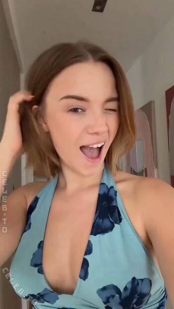 Full leaked Julia beautx page private onlyfans photo