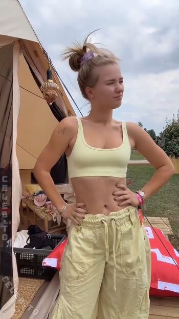 Full leaked Julia beautx private onlyfans photo