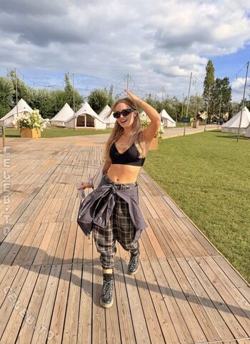Full leaked Julia beautx private onlyfans photo