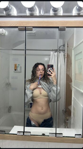 Full leaked Julia dicesare private onlyfans photo