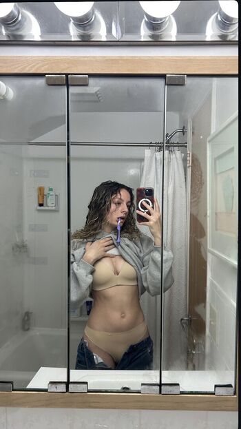 Full leaked Julia dicesare private onlyfans photo