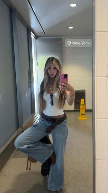 Full leaked Julia ernst page private onlyfans photo
