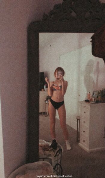 Full leaked Julia evelina rose private onlyfans photo