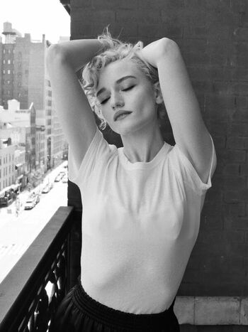 Full leaked Julia garner private onlyfans photo