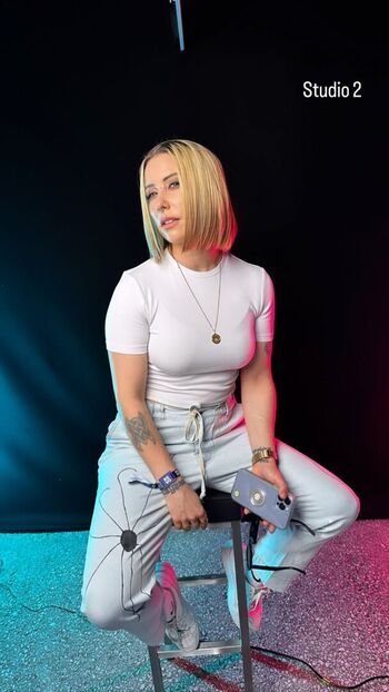 Full leaked Julia hardy private onlyfans photo