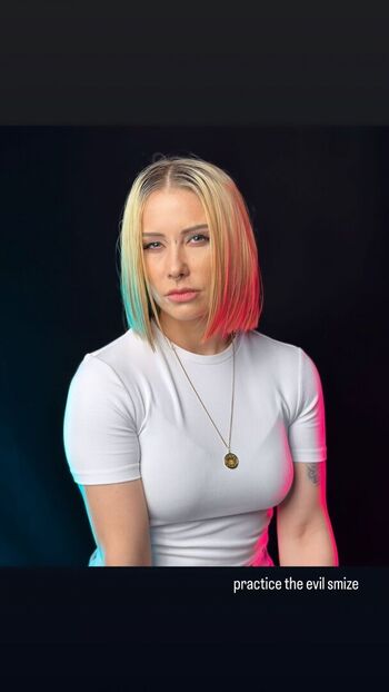 Full leaked Julia hardy private onlyfans photo