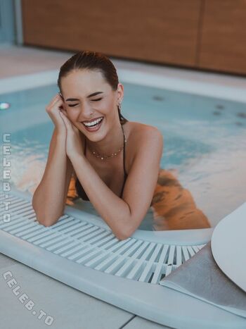 Full leaked Julia hofer private onlyfans photo