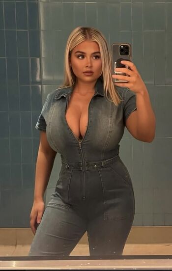 Full leaked Julia vain private onlyfans photo