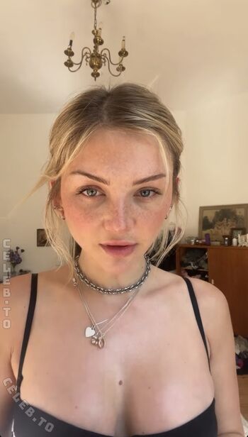 Full leaked Julia wulf private onlyfans photo