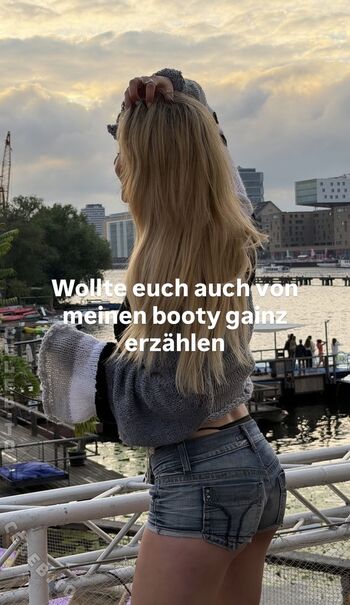 Full leaked Julia wulf private onlyfans photo