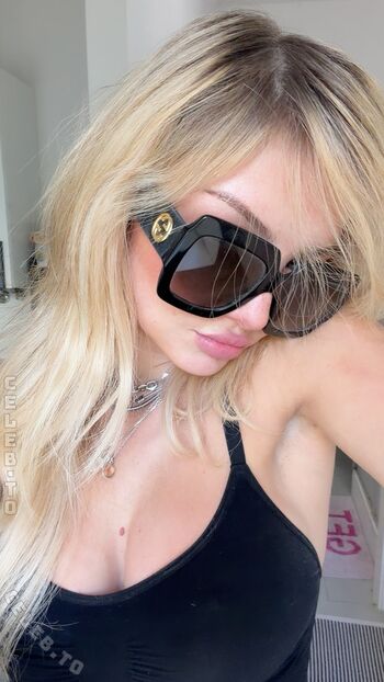 Full leaked Julia wulf private onlyfans photo