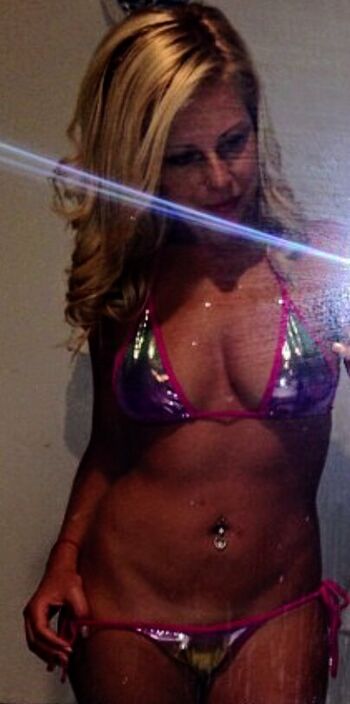 Full leaked Julia zee page private onlyfans photo