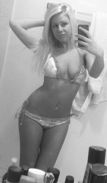 Full leaked Julia zee page private onlyfans photo