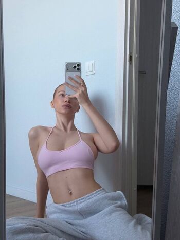 Full leaked Julianaaaa private onlyfans photo