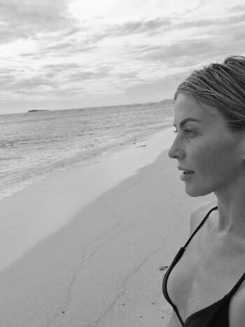Full leaked Julianne hough page private onlyfans photo