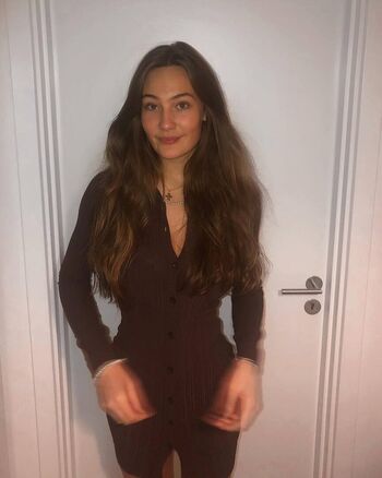 Full leaked Julie boye private onlyfans photo
