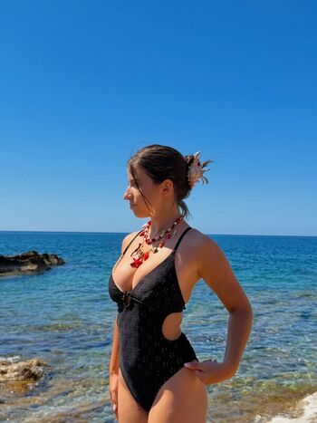 Full leaked Julieczr private onlyfans photo