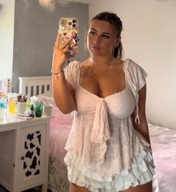 Full leaked Juliette private onlyfans photo