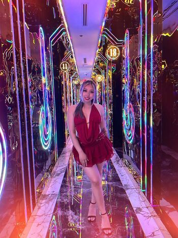 Full leaked June lin private onlyfans photo
