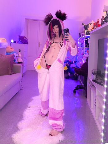 Full leaked Juri han cosplayers page private onlyfans photo