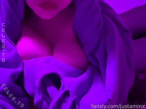 Full leaked Justaminx private onlyfans photo