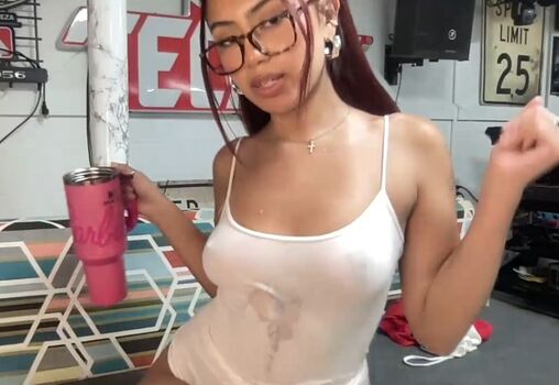 Full leaked Justjulesxoxo private onlyfans photo