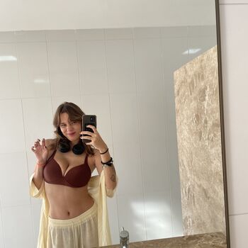 Full leaked Klu private onlyfans photo