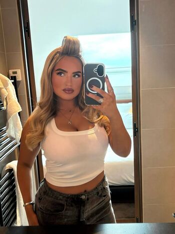 Full leaked Kacey dardis private onlyfans photo