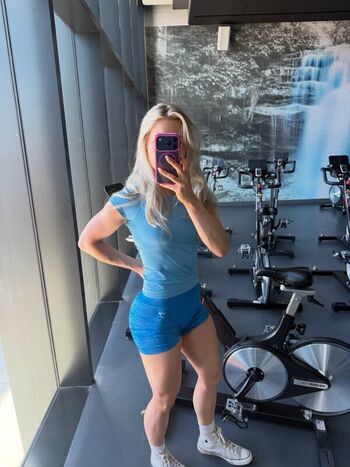 Full leaked Kadie lifts private onlyfans photo