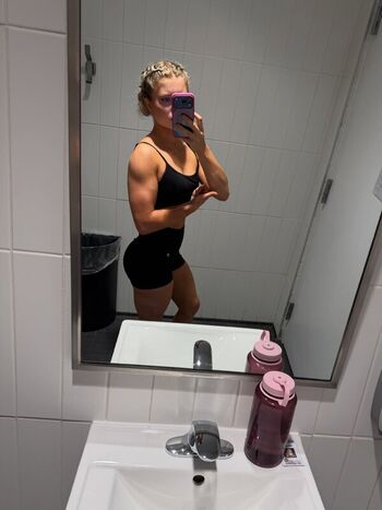 Full leaked Kadie lifts private onlyfans photo