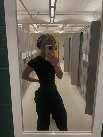 Full leaked Kadie lifts private onlyfans photo