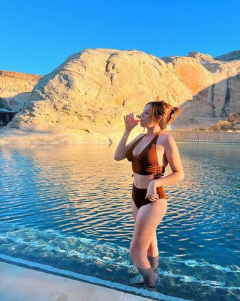 Full leaked Kaelyn private onlyfans photo
