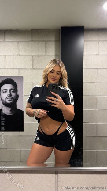 Full leaked Kali roses  page private onlyfans photo