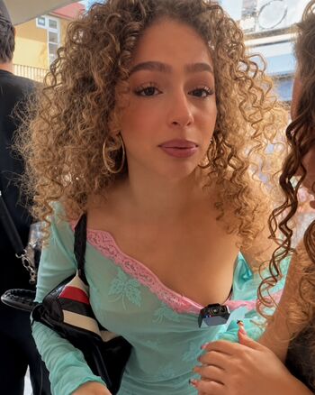 Full leaked Kalogeras sisters private onlyfans photo