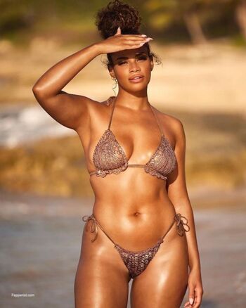 Kamie Crawford