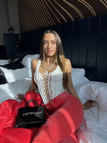 Full leaked Kamiladavies private onlyfans photo