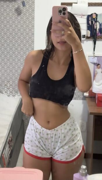 Full leaked Kamisristow private onlyfans photo