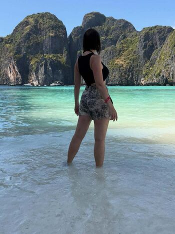 Full leaked Kamuicosplay private onlyfans photo