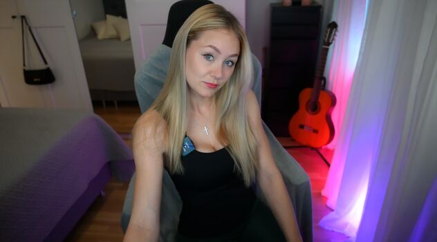 Full leaked Kandyland page private onlyfans photo
