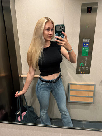 Full leaked Kandyland private onlyfans photo