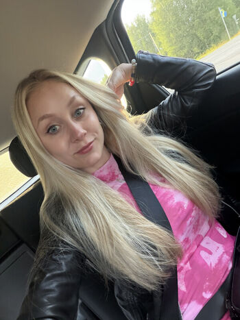Full leaked Kandyland private onlyfans photo