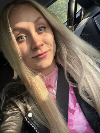 Full leaked Kandyland private onlyfans photo