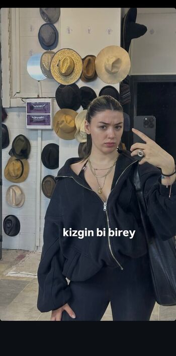 Full leaked Kardelen aknc private onlyfans photo
