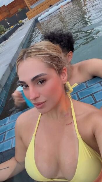 Full leaked Karenar private onlyfans photo
