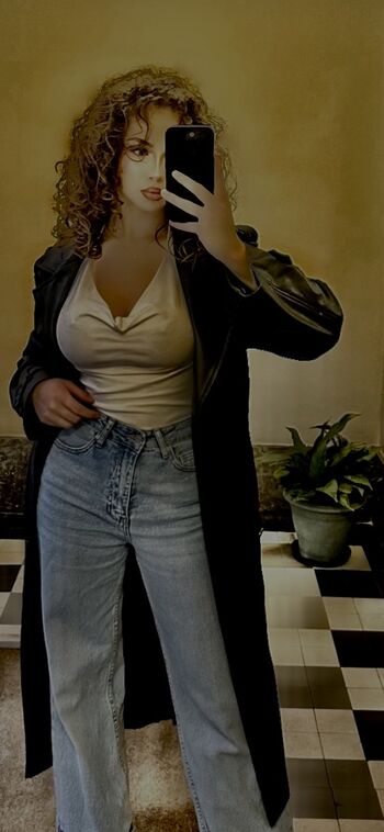 Full leaked Karla stnn private onlyfans photo