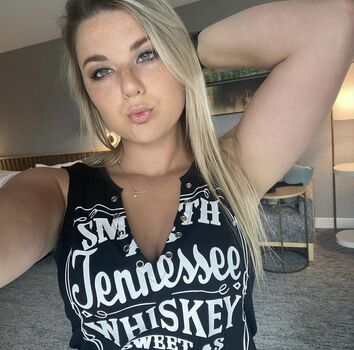 Full leaked Karlee lanthorn private onlyfans photo