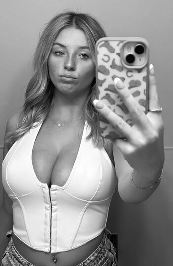 Full leaked Karli brong private onlyfans photo