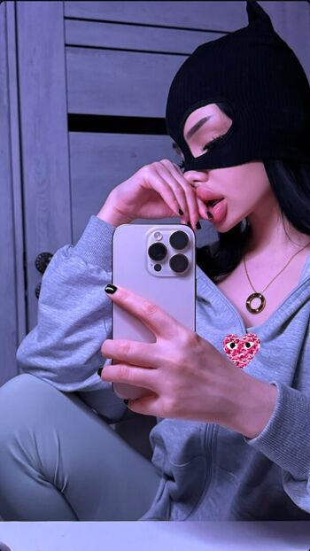Full leaked Karmabitee private onlyfans photo