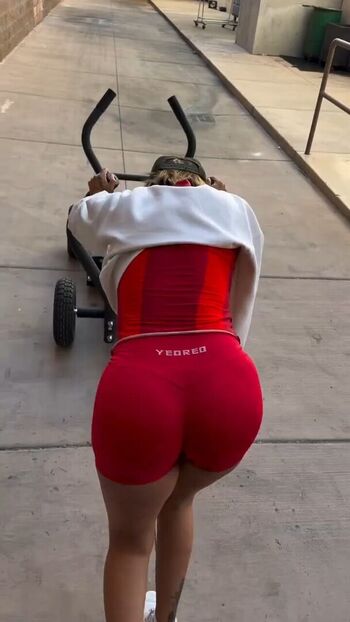 Full leaked Karol g private onlyfans photo
